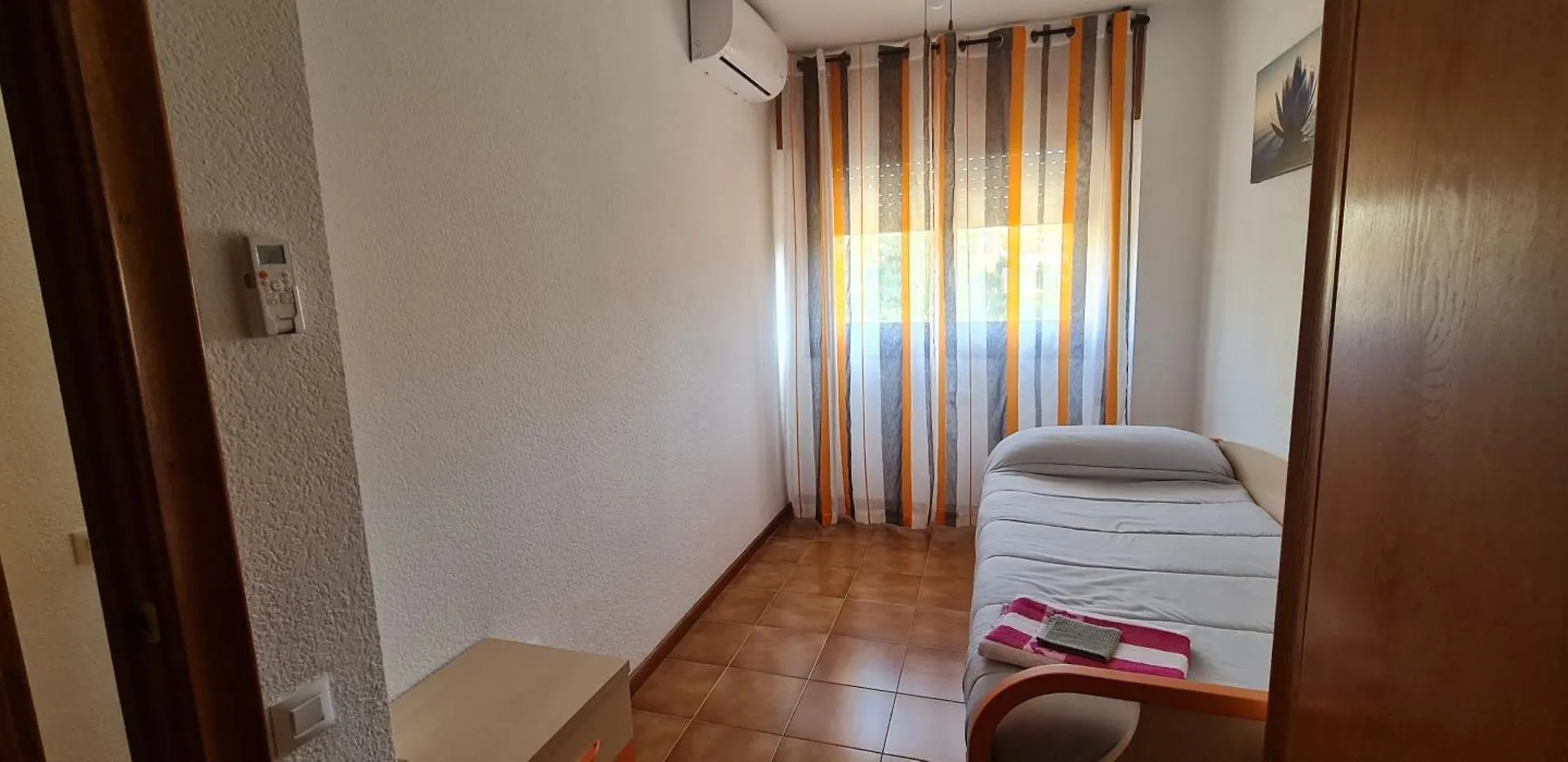 3 Dormitorios, 2 Camas De 150 Y 2 De 90, Piscina Y Mar Almería
