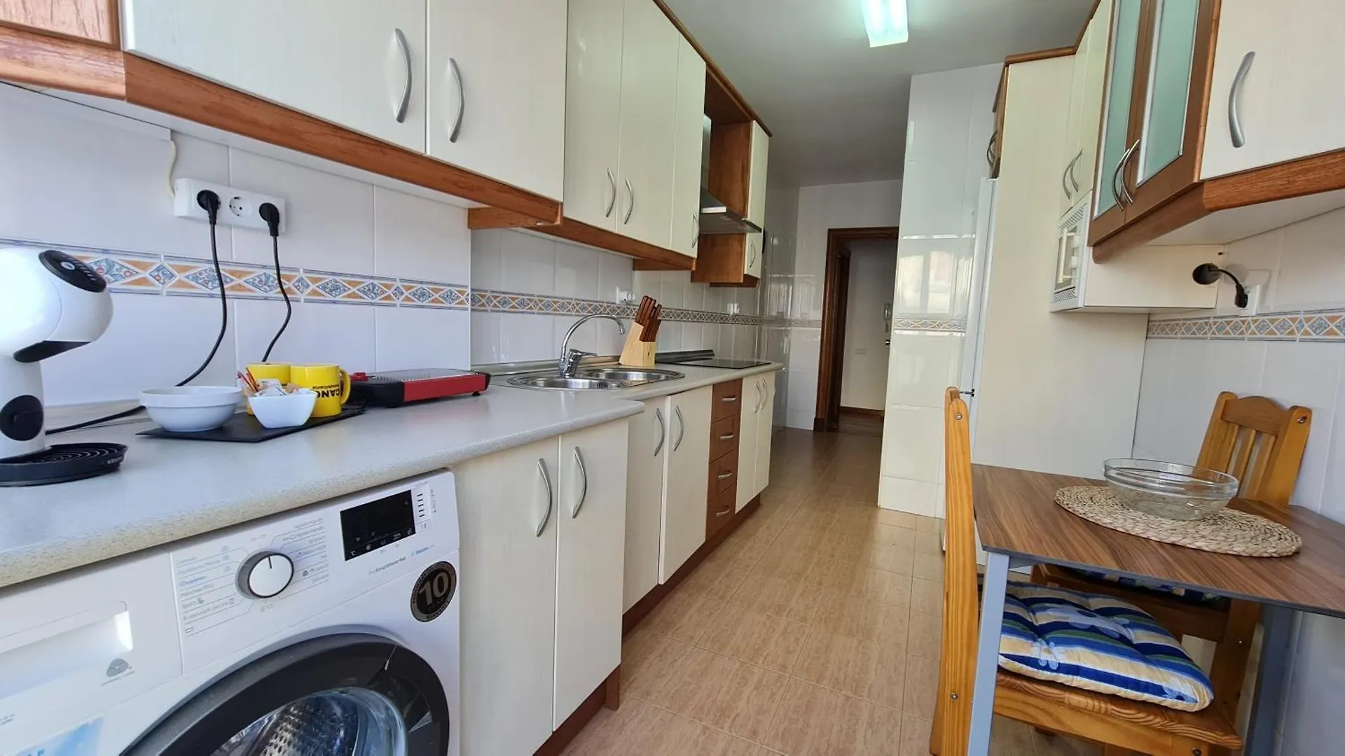 3 Dormitorios, 2 Camas De 150 Y 2 De 90, Piscina Y Mar Almeria 0*,  Spain