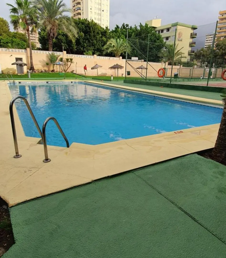 3 Dormitorios, 2 Camas De 150 Y 2 De 90, Piscina Y Mar Almeria Apartment